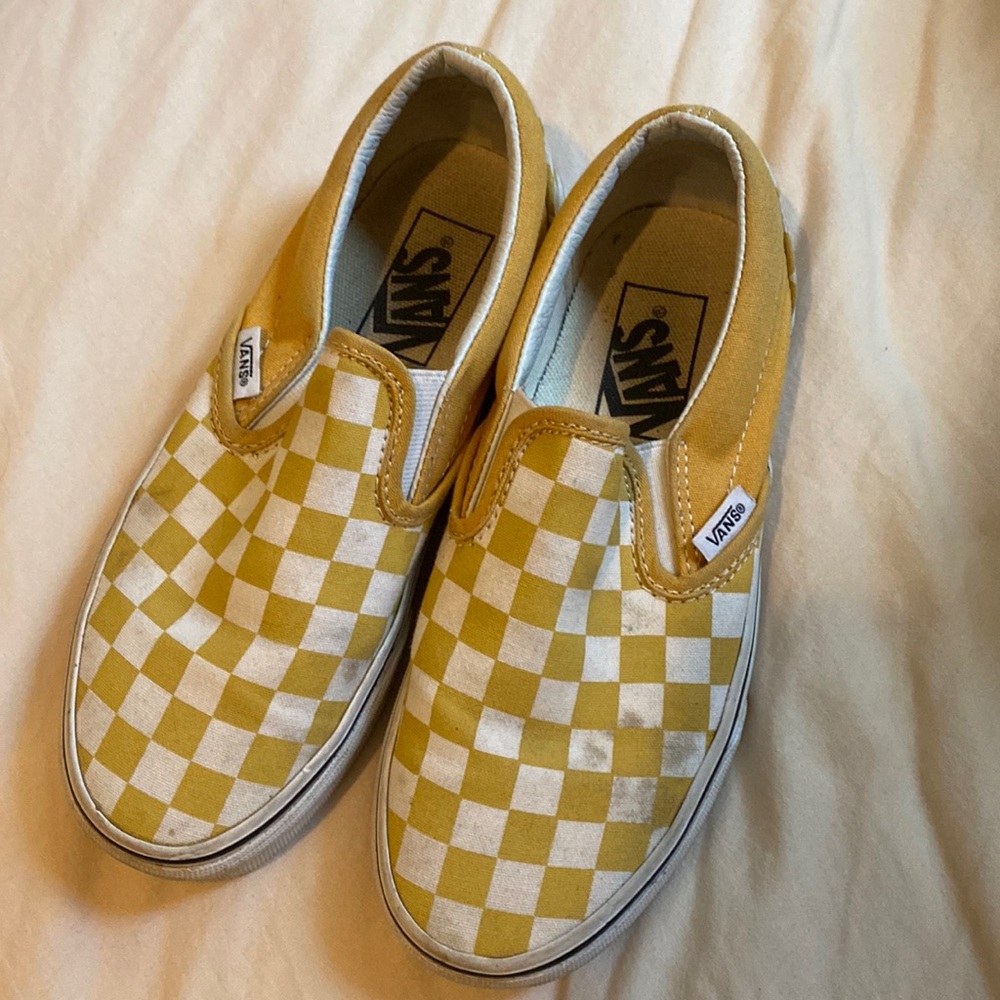 Checker yellow vans